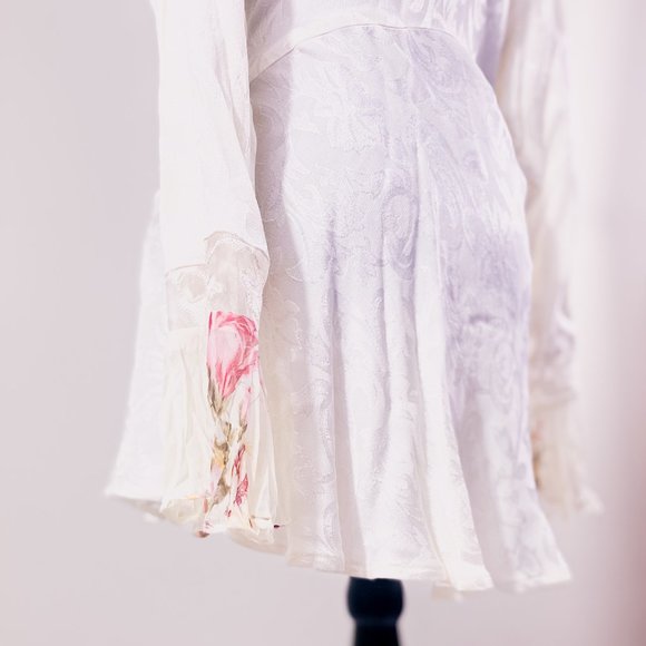 Womenโs Silk Boho Lace Kimono Romantic Rose Tunic Spencer Alexis Vintage Elegant - Picture 10 of 16